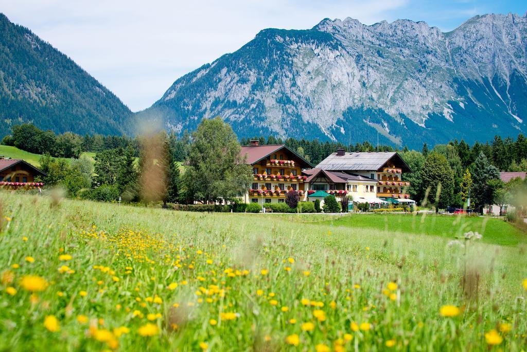 Landhotel Haeuserl Im Wald Grobming Dış mekan fotoğraf